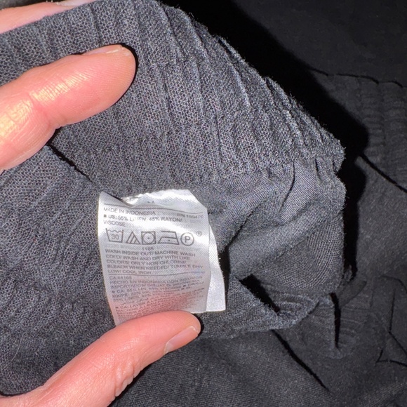 Black Linen blend wide leg old navy pants - Picture 4 of 5